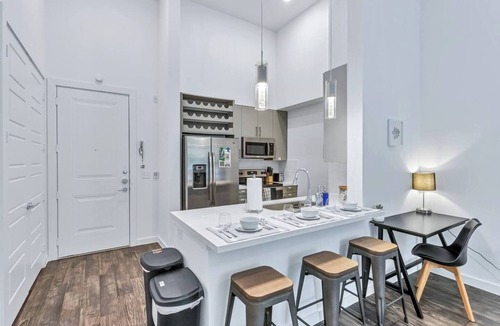 Richardson Apartment | Quiet Getaway | Weekly & Monthly Discounts