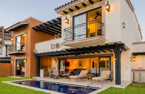 Paraiso Escondido Villa | Quivira Golf Front Cabo Villa w/Heated Pool, Rooftop Jacuzzi, Resort Access