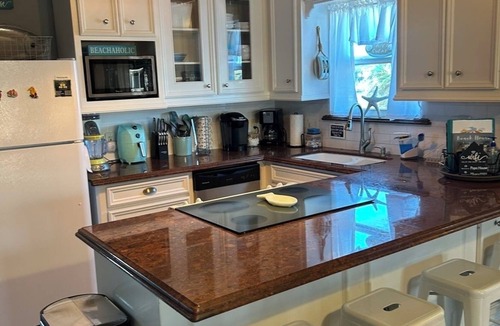 Galveston House | Ready for the Summer — Gated, Family Canal House, Pet Friendly!
