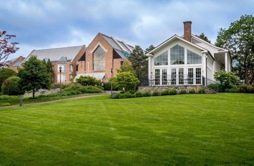 Ossining Hotel | Relaxing Hudson Valley Stay | 2 Relaxing Units | Ossining, NY Views