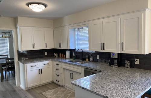Euless House | Remodeled home in Euless- Spacious and centrally located-weekly discounts