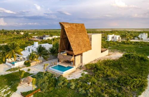 San Benito Villa | Residencia Las Olas en San Benito lujo en todo su esplendor.