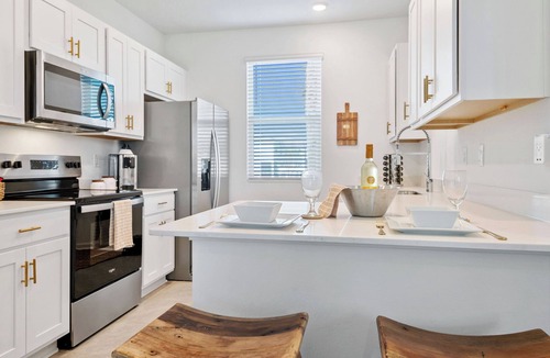 St. Augustine House | Retreat 8mi from Beach St. Augustine. Lake view! All Attractions/shopping close