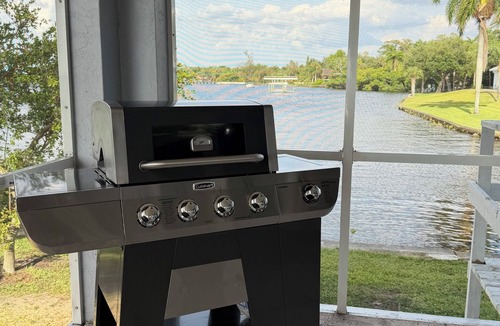 Alabama Grove Terrace House | Riverfront Paradise Sunrise to Sunset 180 degree view of Caloosahatchee River