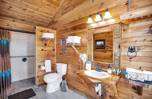 Fredericksburg Cabin | Rockview Cabin 4 | Sleeps up to 4 | Spectacular Views of Enchanted Rock!