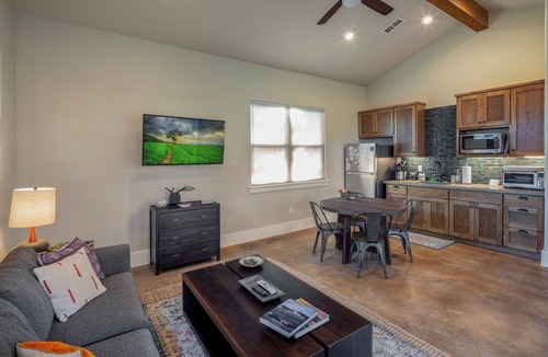 Driftwood House | Romantic Couples Getaway with Pool Access and Modern Retreat