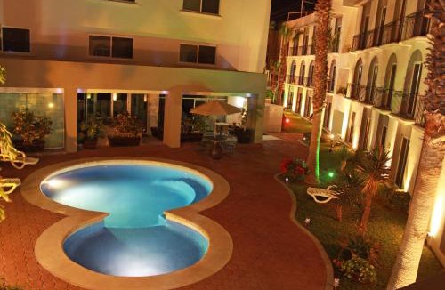 Ampliacion Juarez Hotel | Seven Crown Express & Suites by Kavia