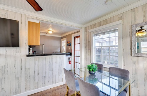 Harbordale House | Shared Pool & Backyard: Small & Cozy Guest House