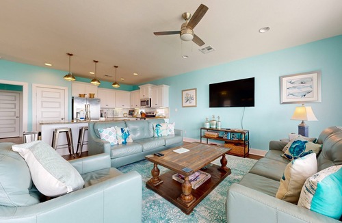 Bella Vista House | Shared Pool, Hot Tub, Pet Friendly