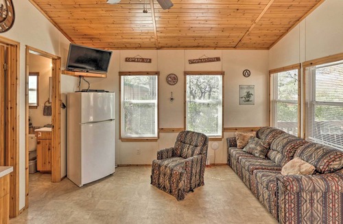 Chico Cabin | 'Silverado Cabin' w/ Fire Pit, Fish On-Site!