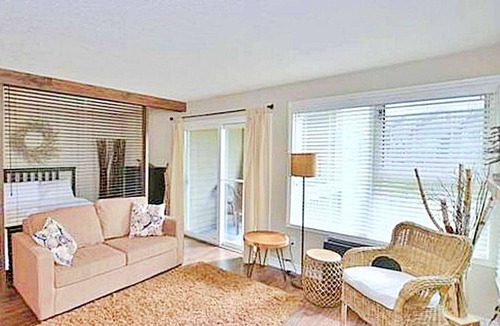 Craigleith Condo | Ski-in/Ski-out Cozy Studio at North Creek Resort