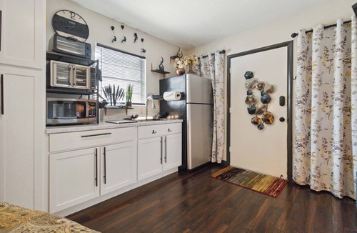 Dallas House | Smart & Functional w Elevated Design 1/1 Singles/Couples 20 Mins to Dtown Dallas