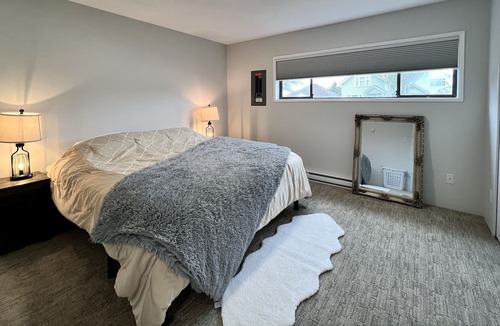 Prince Rupert House | Spacious 3 bedroom/2 baths s/s duplex, newly renovated, new furniture! 🏠🛌🛀☕️