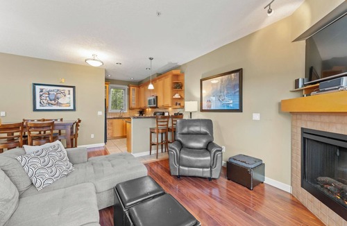 Sooke House | Spacious 3 Bedroom Townhome, Sooke, BC