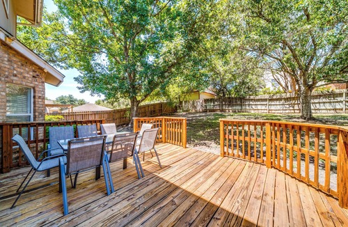 Stone Oak House | Spacious 3-Bedroom REMODELED Family Home #Stone Oak Shops #Hospitals #Golf #JBSA