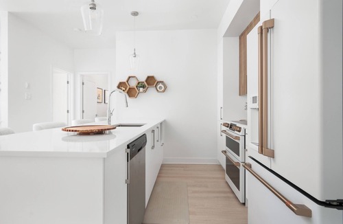Mirabel Condo | Spacious 3BR Condo – Stylish & Comfortable