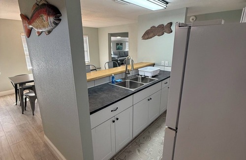 Horseshoe Beach House | Spacious 5-bedroom house in peaceful Horseshoe Beach with AC. Multi-Family Ready