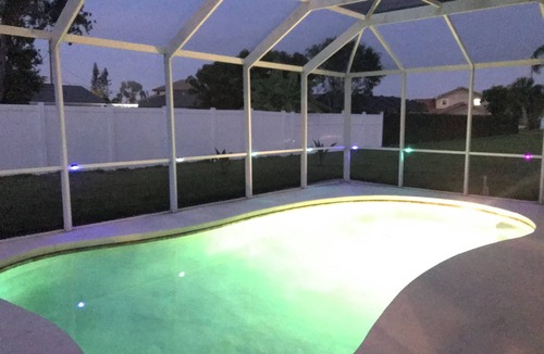 Caloosahatchee House | Spacious 5-bedroom house in lovely Cape Coral with WiFi, AC