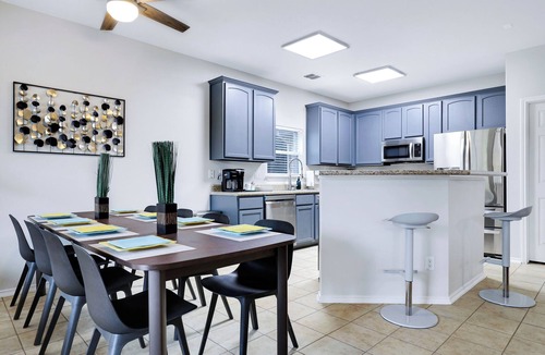 San Antonio House | Spacious 5BR Retreat with Heated Pool & Outdoor Games