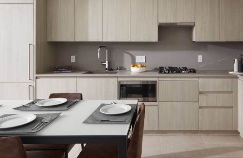Steveston Apartment | Spacious Junior One Bedroom Suite in Charming Steveston Village