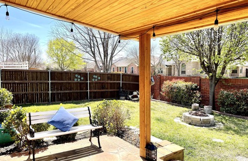 Little Elm House | Spacious, modern and comfy 4 bedroom home!