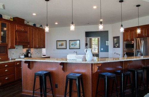Leander House | Spectacular Lake Travis views on Private Hilltop, Family Friendly Ranch