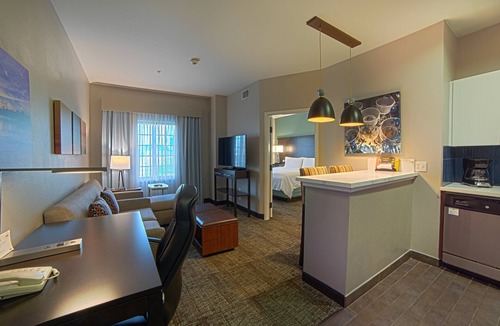 Webster Hotel | Staybridge Suites Houston-Nasa/Clear Lake by IHG