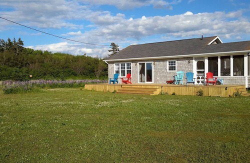 Morell Cottage | Stop! You Found It! 5 Min Stroll To Stunning White Sand Beach At Sandy Shores