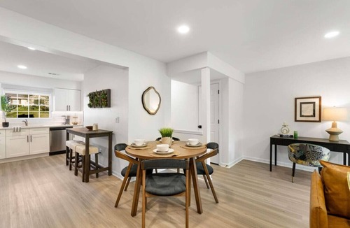 Alpharetta Villa | Stroll to Downtown Alpharetta & Avalon Shops
