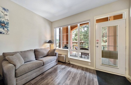 Quail Ridge House | Studio on Golf Course - 101B