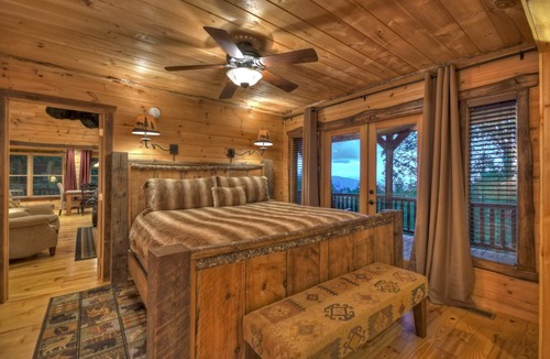 Raccoon Ridge Cabin | Stunning forested views, hot tub, fire pit, pool table!