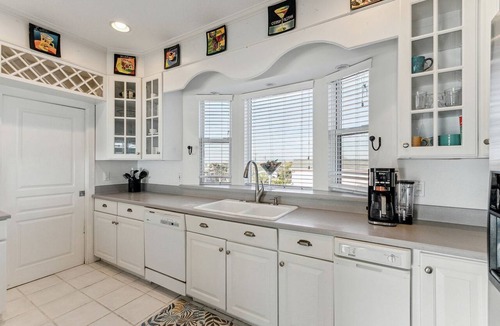 Vilano Beach Boat Rental | Stunning Oceanfront Escape with Private Beach Access in St. Augustine
