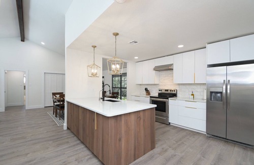 Cross Mountain House | Stunning Remodeled Vacation Home in Leon Springs, San Antonio
