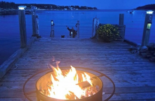Ketch Harbour House | Stunning single home getaway on the ocean, close to Halifax.