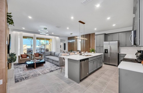 Florida Central Atlantic Coast House | Stunning Themed 5Bed Townhome Splash Pool-2307DST