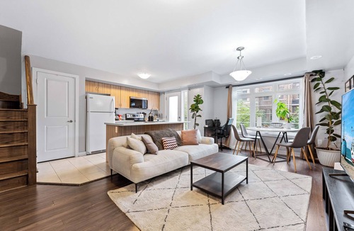 North York House | Stylish 2 Bedroom 2 Story Toronto Home w/Parking