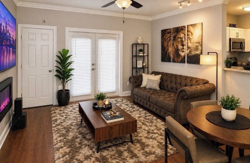SoNo Apartment | Stylish Downtown Atlanta Apartment Steps from Peachtree St