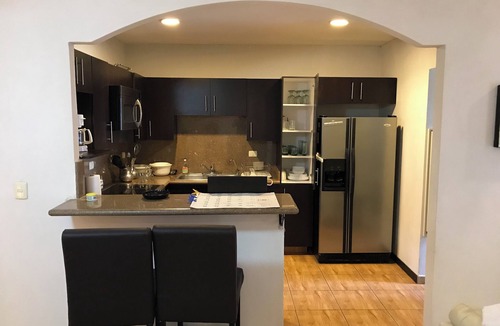 San Pedro Garza Garcia Apartment | Suite F, 2BR/2BA in San Pedro Garza García, Centrito Valle