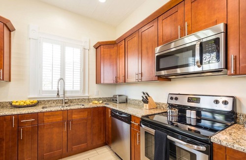 Downtown House | *SWEET HOME ANGELITA @ OLD TOWN* Home + Last Key White Glove Service.