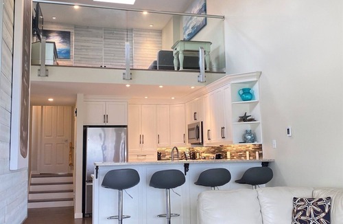 Regional District of Nanaimo Hotel | Tanglewood 13 is a ocean and park view unit on Rathtrevor Beach!