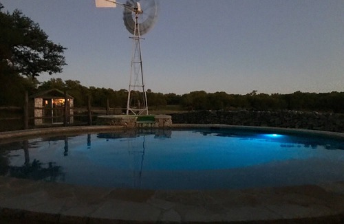 Boerne House | Texas Hill Country Escape — 250 Acres, Pickleball & Free Hayride w/4-Nt Rental!