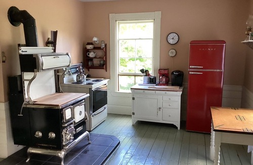 Spencers Island Cottage | The Hattie House Bay of Fundy/Cottage