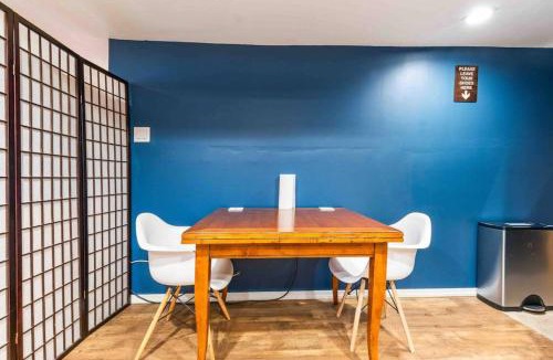 North Bergen Apartment | The Hygge Way, 20MIN TO NYC Times Sq