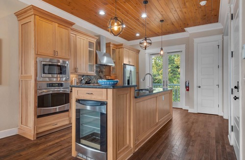 Steinhatchee House | The Redfish-Sleeps 10, walk to Sea Hag Marina 2 boat slips