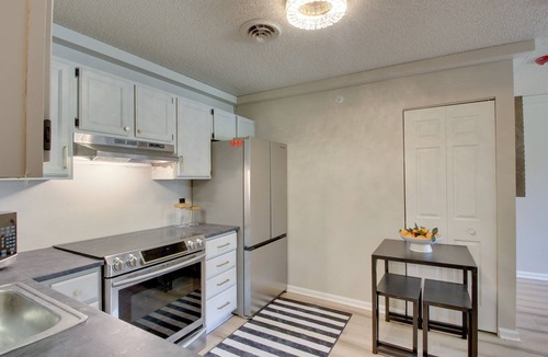 Louisburg Condo | The Saint Hotel: Boutique Suite Near Overland Park
