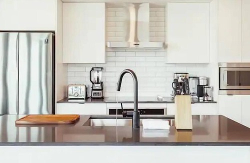 Downtown Kelowna Condo | The Surfside - Downtown