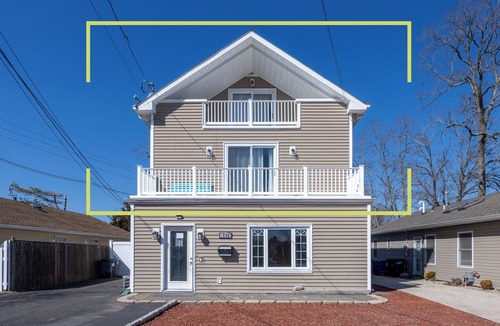 West Belmar Apartment | Top Rated !Belmar Tranquility 3 BR Apartment with Jacuzzi tub , Balcony&Terrace