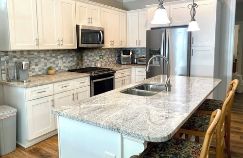 Appling House | Tranquil 3-bedroom home on a private wooded lot 16 miles to Masters Golf course