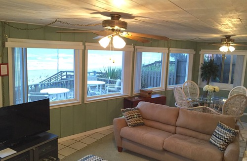 Port Orange House | Tropical Beach Front Paradise