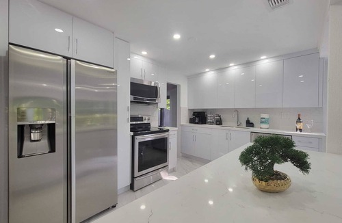 Ives Estates Villa | Tropical Miami Oasis/Nr Beaches & Hard Rock Stadium/Heated POOL/SPA/GAMES/BBQ